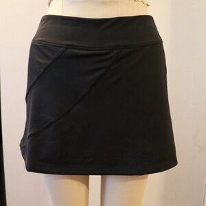 NEW Fila Black Green Sports Platinum Active Skort Size Small